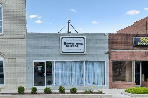 7 N Lowry St, Smyrna, TN, 37167-2526 | Card Image