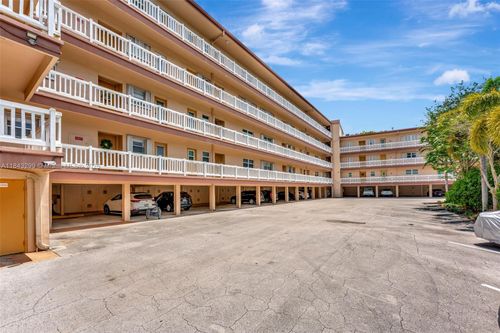 306-6751 Cypress Rd, Plantation, FL, 33317-3052 | Card Image