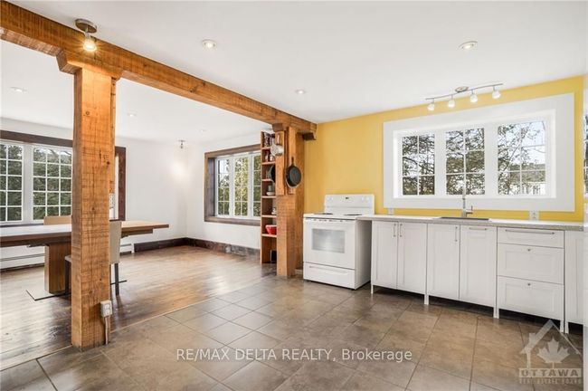 1015 Labrosse St, House other with 5 bedrooms, 2 bathrooms and 8 parking in Saint Eugene ON | Image 12
