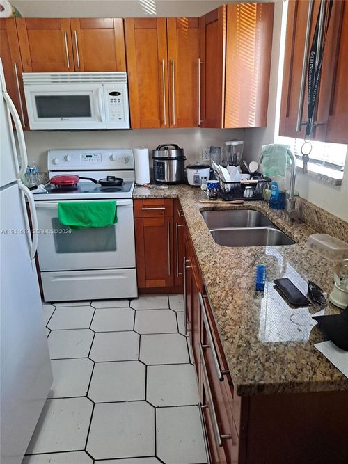 apt-1-10765 Sw 4th St, Miami, FL, 33174-7400 | Card Image