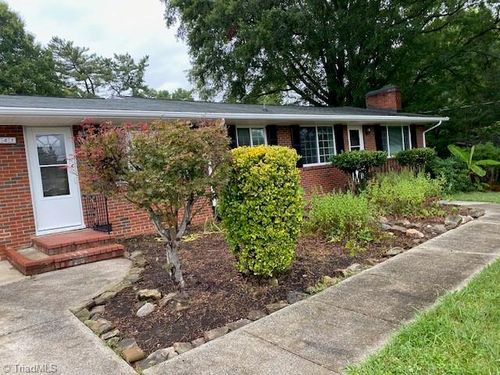 3841 Avera Ave, Winston Salem, NC, 27106-1719 | Card Image