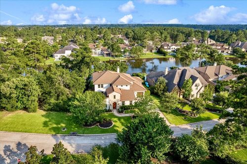 19 Paloma Bend Pl, The Woodlands, TX, 77389-2157 | Card Image