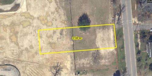 1313 Fair St, Camden, SC, 29020-3625 | Card Image