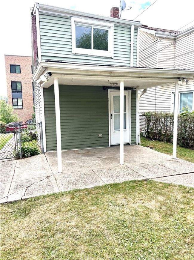 1827 Jancey St, House other with 2 bedrooms, 2 bathrooms and null parking in Pittsburgh PA | Image 17