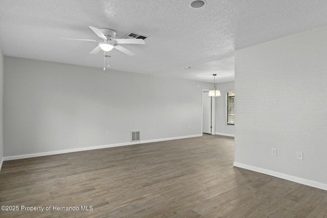 2152 Danforth Rd, House other with 3 bedrooms, 2 bathrooms and null parking in SPRING HILL FL | Image 8