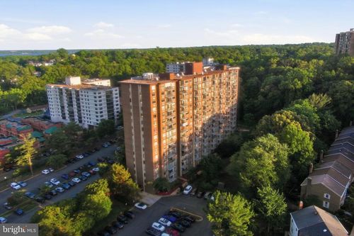 304-2059 Huntington Ave, ALEXANDRIA, VA, 22303-1605 | Card Image