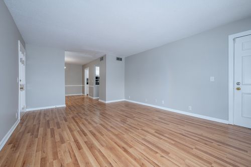 apt-b5-1280 Middle Tennessee Blvd, Murfreesboro, TN, 37130-0920 | Card Image