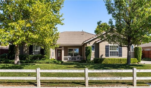 660 River Oaks Dr, Paso Robles, CA, 93446-6337 | Card Image