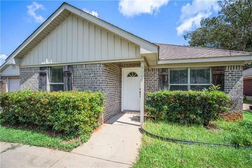 9060 Park Ave, Semmes, AL, 36575-5338 | Card Image