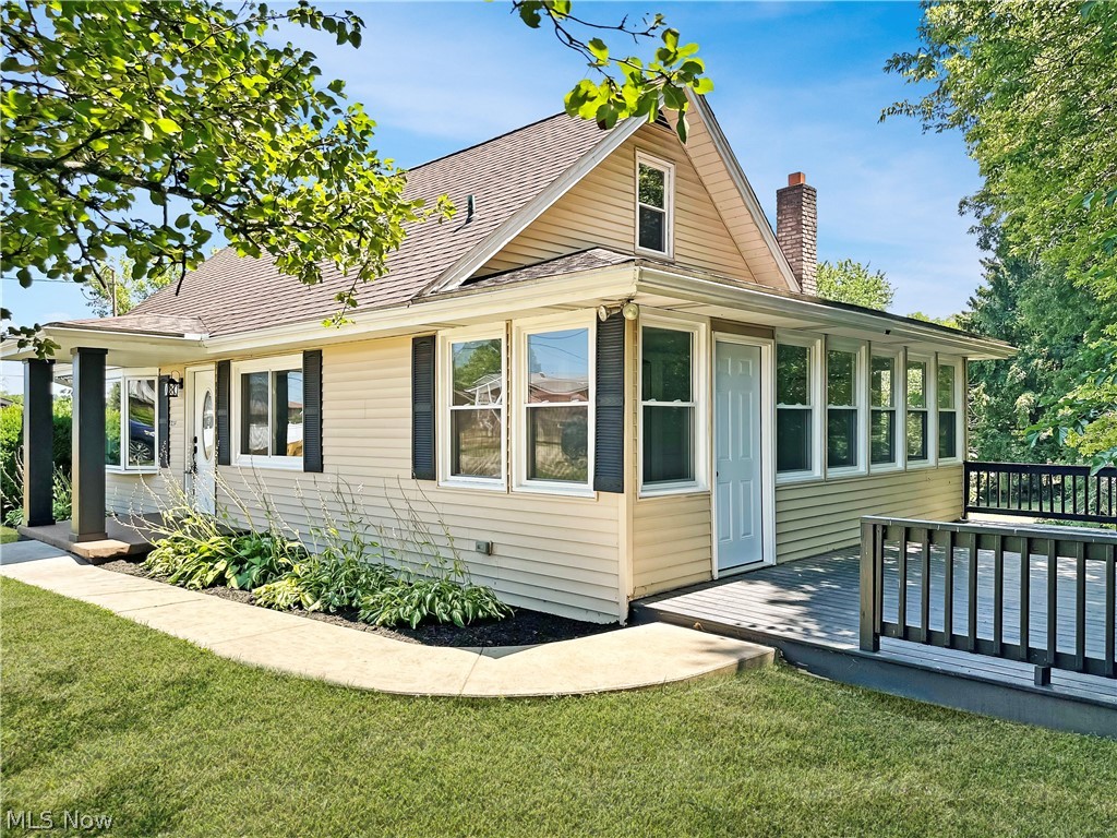 Crawford Ave, Steubenville, OH 43953