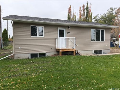 5001 Neufeld Ave, Waldheim, SK, S0K4S4 | Card Image