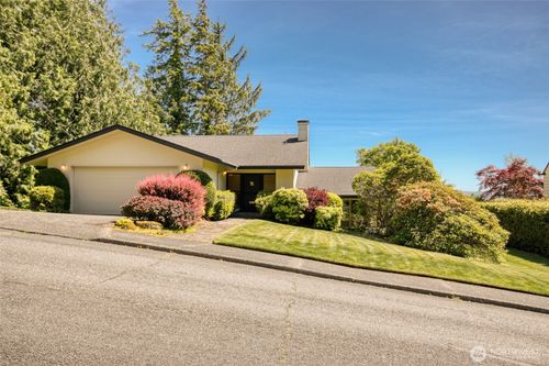 1300 Bel Aire Avenue, Aberdeen, WA, 98520 | Card Image
