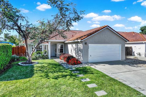 2759 Woodmont Drive, Fairfield, CA, 94533 | Card Image