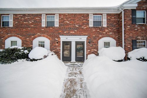 907-907 Windsor Dr, Framingham, MA, 01701 | Card Image