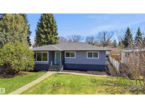 8736 66 Ave Nw, Edmonton, AB, T6E0L3 | Card Image