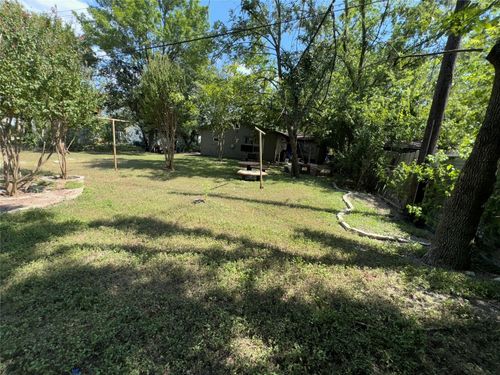 6810 Galindo St, Austin, TX, 78741-3530 | Card Image