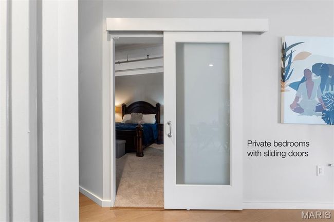 APT-1504 - 915 Olive St, Condo with 2 bedrooms, 2 bathrooms and 1 parking in Saint Louis MO | Image 19