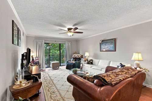 1303-200 Sanders Ferry Rd, Hendersonville, TN, 37075-5071 | Card Image
