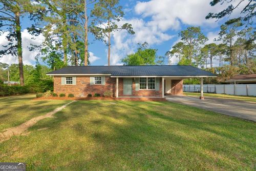 930 Burney Branch Cir, Blackshear, GA, 31516-2604 | Card Image