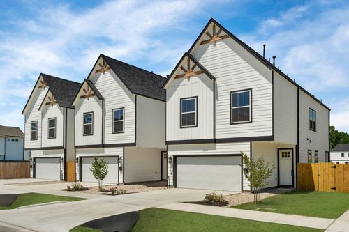 2210 Mansfield St, Houston, TX, 77091-4702 | Card Image