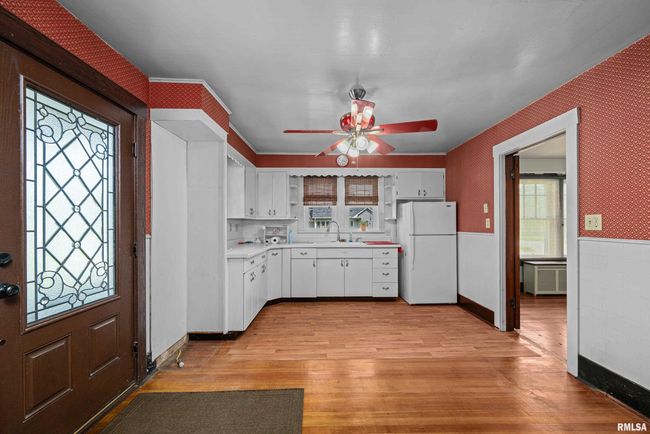 408 E Henry St, House other with 4 bedrooms, 1 bathrooms and null parking in Atkinson IL | Image 5