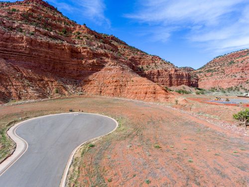 542 N Rusty Spur Cir, Kanab, UT, 84741 | Card Image