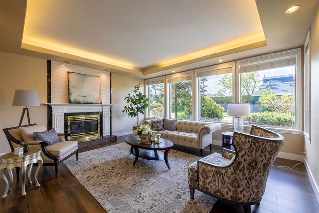 7975 Sunnymede Gate, House other with 4 bedrooms, 4 bathrooms and 5 parking in Richmond BC | Image 5
