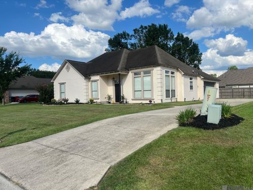 13080 Dutchtown Lakes Dr, Geismar, LA, 70734-3045 | Card Image