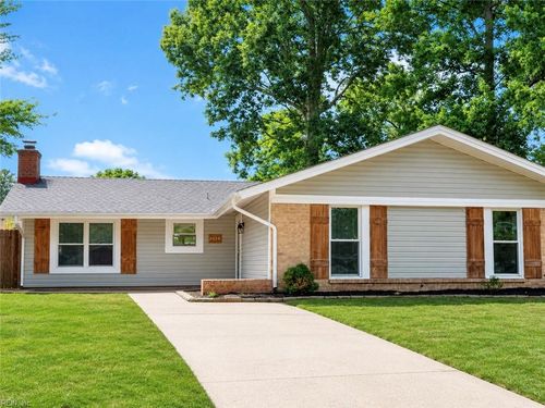 4028 Foxwood Drive, Virginia Beach, VA, 23462 | Card Image