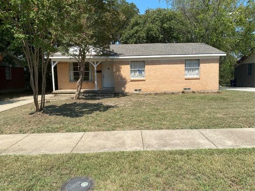1325 Woodcrest Dr, Mesquite, TX, 75149-6328 | Card Image