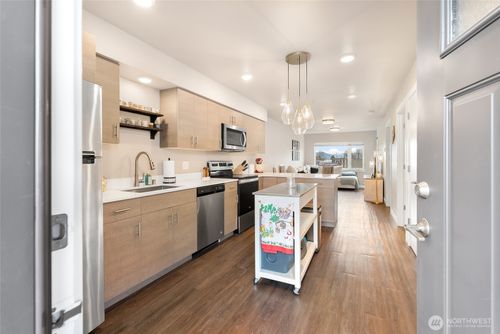 unit-302-1882 Front St, Lynden, WA, 98264-1735 | Card Image