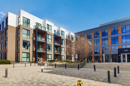 214-210 Sabina Dr, Oakville, ON, L6H0W6 | Card Image