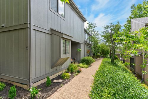 33-500 Laketower Dr, Lexington, KY, 40502 | Card Image