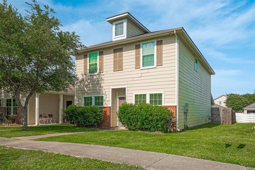 1526 Claremont Garden Cir, Houston, TX, 77047-3500 | Card Image