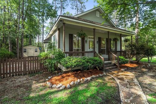 22512 Treadaway St, Mandeville, LA, 70471-8042 | Card Image