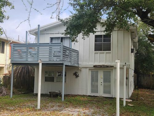 162 Smith Ln, Grand Isle, LA, 70358-9721 | Card Image