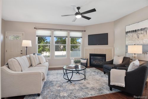 50317 Corey Ave, Chesterfield, MI, 48051-3795 | Card Image
