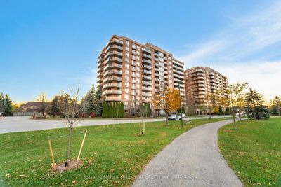 305 - 1140 Parkwest Pl, Condo with 2 bedrooms, 2 bathrooms and 2 parking in Mississauga ON | Image 1