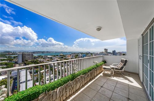 ph-s-831 Calle Marti, Bayamon, PR, 00956 | Card Image