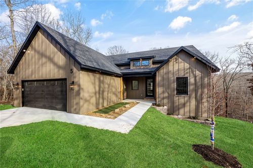 5 Carpenter Ln, Bella Vista, AR, 72715-1515 | Card Image