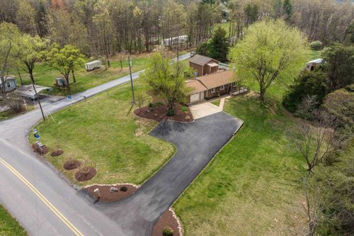 3002 Resort Dr, MCGAHEYSVILLE, VA, 22840-2218 | Card Image