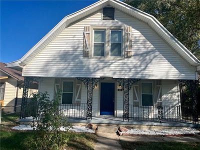 View of front of house with covered porch | Image 1