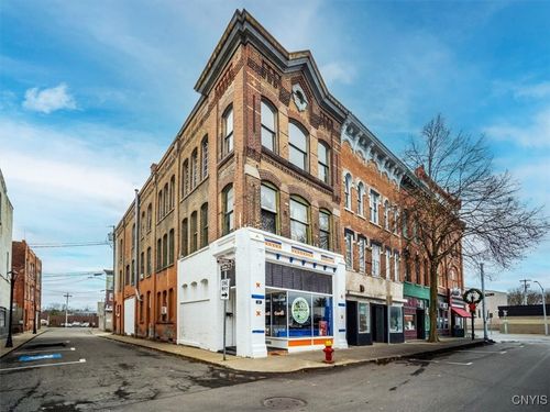 114 Madison St, Oneida, NY, 13421-1734 | Card Image