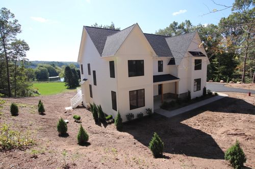 2788 Hebron Ave, Glastonbury, CT, 06033-2721 | Card Image