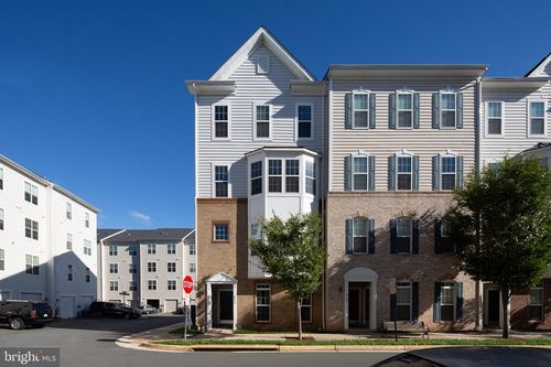 9548 Mine Gap Way, MANASSAS, VA, 20110-2574 | Card Image