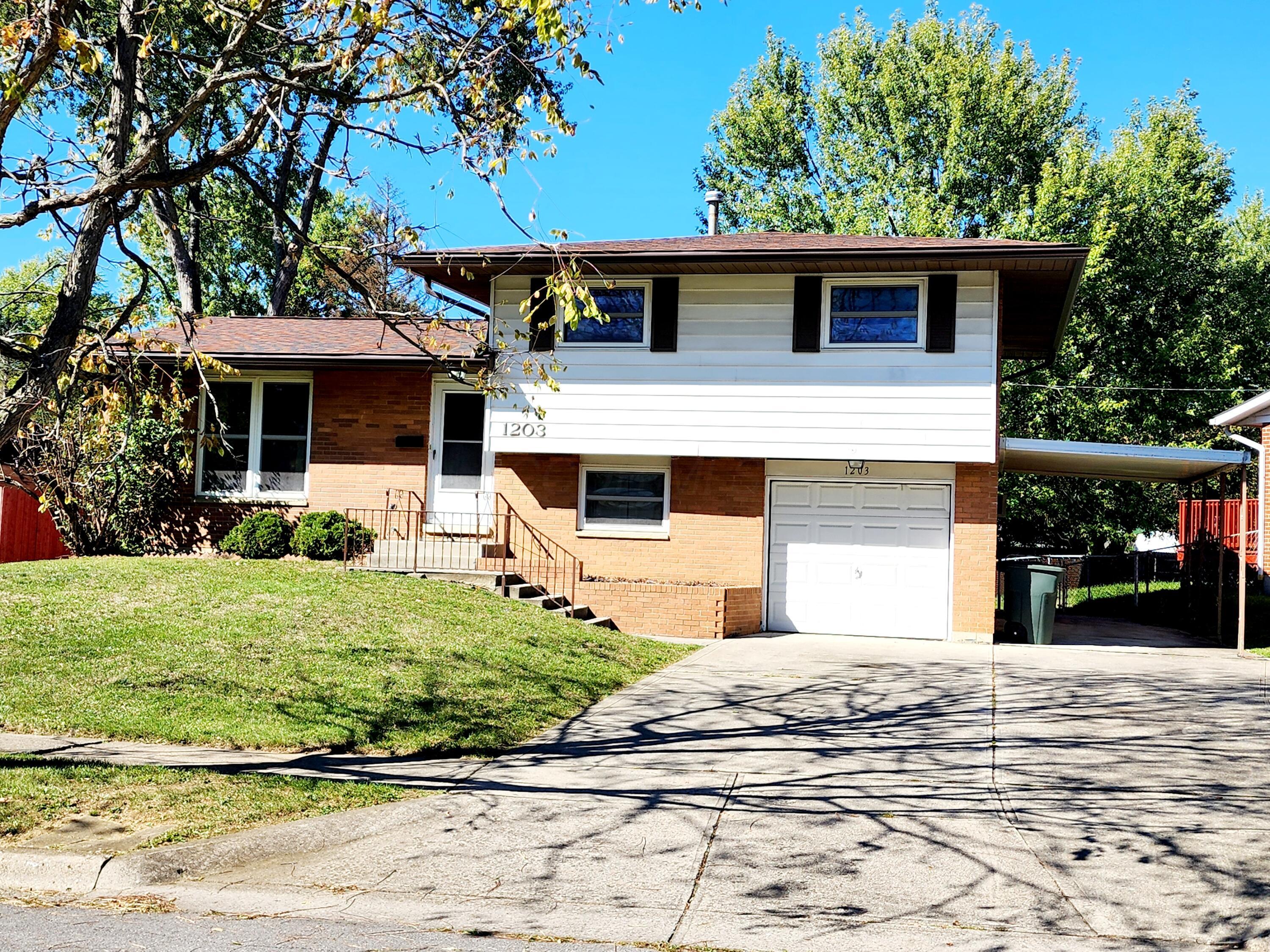 Norman Dr, Columbus, OH 43227