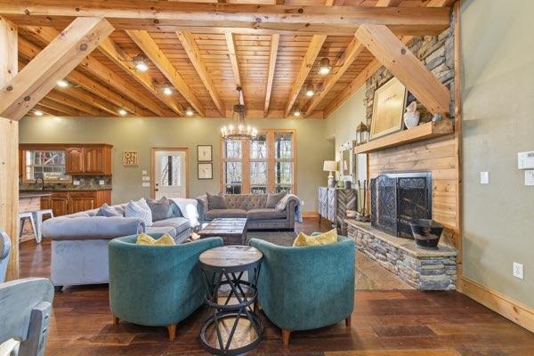 Residential in Blairsville