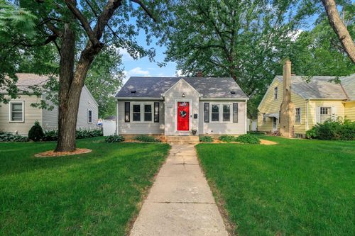 6740 Queen Ave S, Richfield, MN, 55423-2016 | Card Image