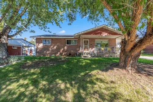 4586 Porter Ave, South Ogden, UT, 84403-3833 | Card Image