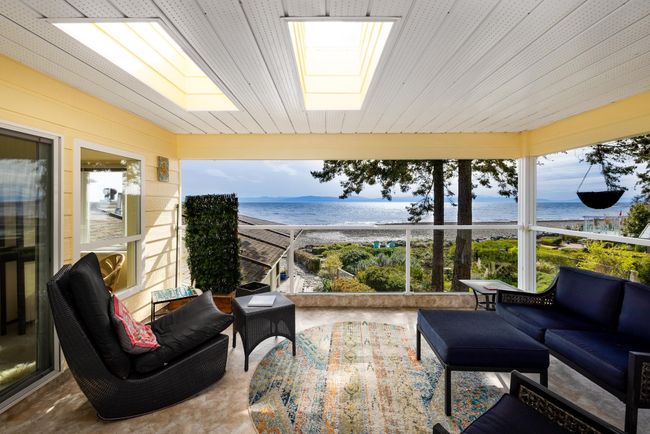 214 - 1585 Field Rd, Townhouse with 3 bedrooms, 2 bathrooms and 2 parking in Sechelt BC | Image 15